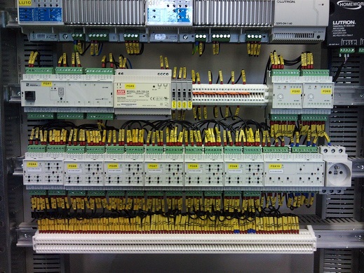 řídící jednotky chytrého domu